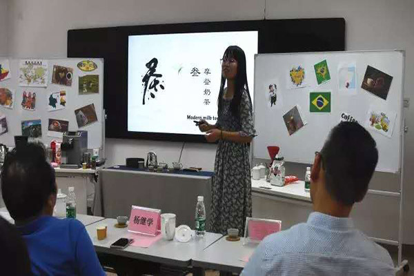 李清燕老师讲解现代奶茶 李清燕老师讲解现代奶茶